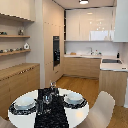 Downtown Charm With Free Parking Spot Appartement