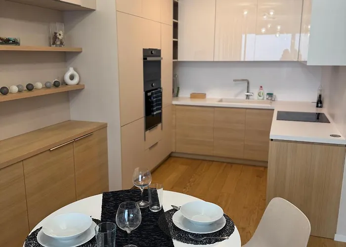 Downtown Charm With Free Parking Spot Appartement